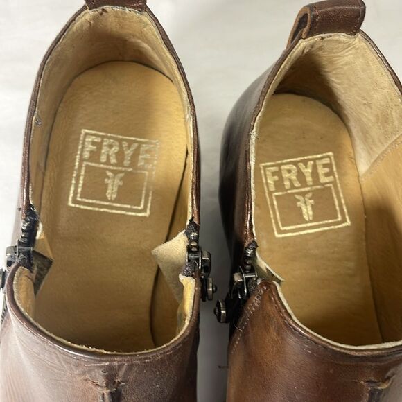 Frye Sacha Moto Brown Leather Boots Polished Finish Classic Design Size 8.5 - Picture 2 of 12